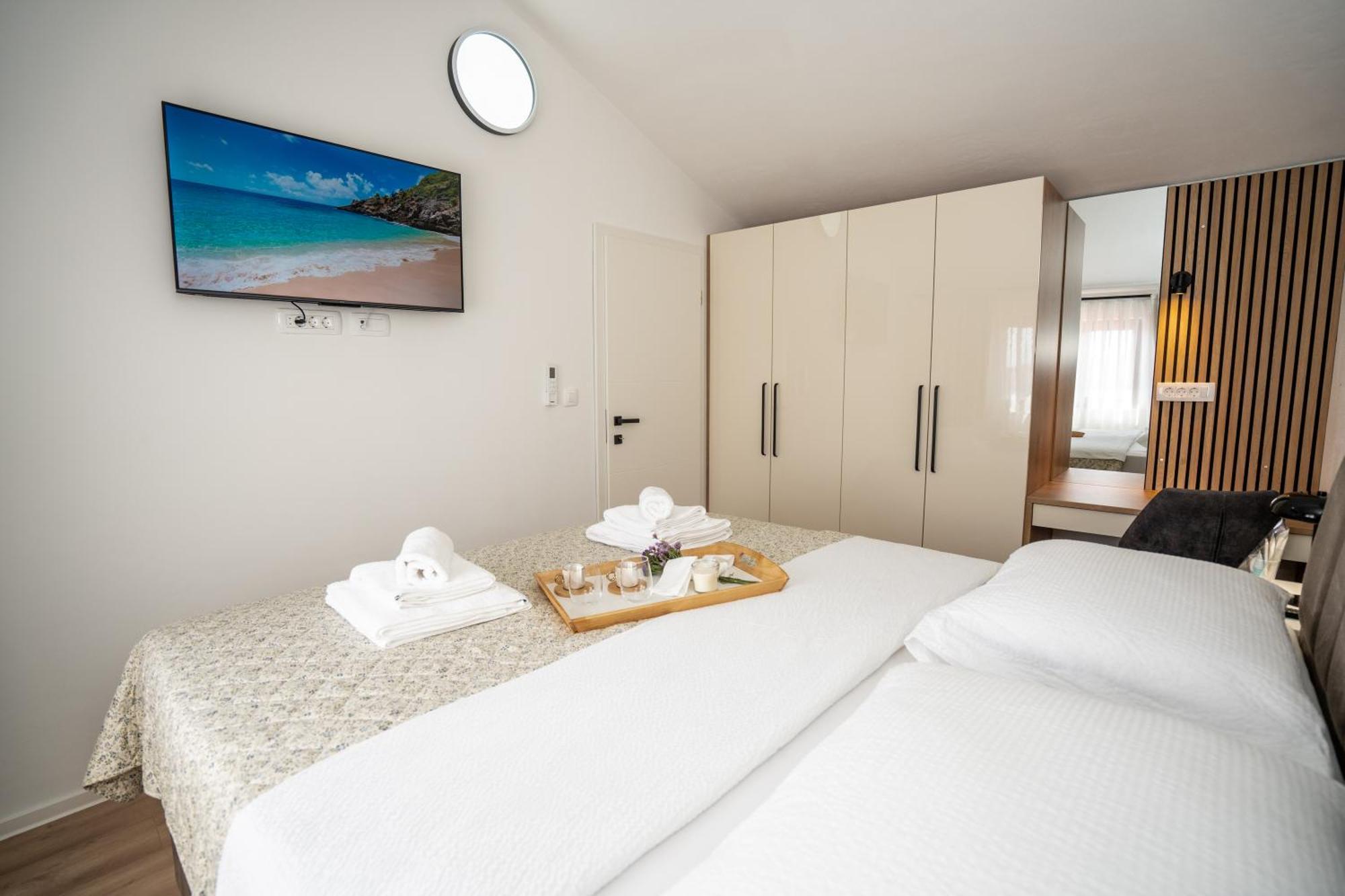 Villa Kamia With Private Heated Pool And Electric Vehicle Adapter Zubovici