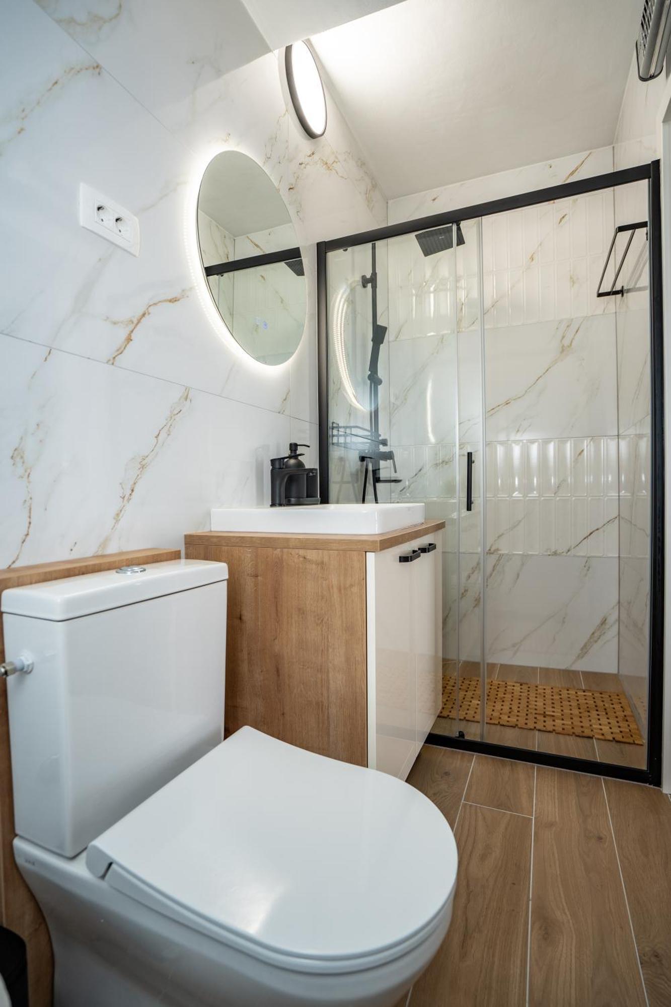 Kamia With Private Heated Pool And Electric Vehicle Adapter Villa Zubovići