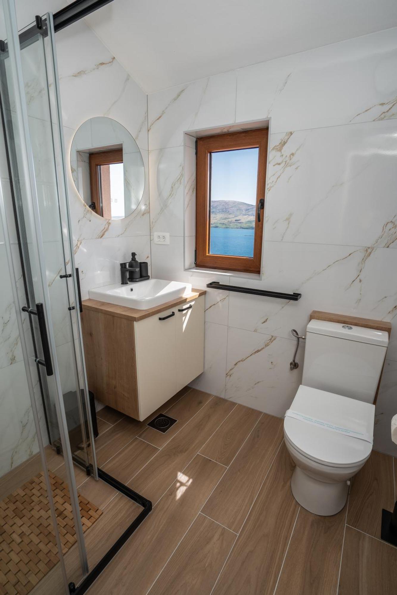Villa Kamia With Private Heated Pool And Electric Vehicle Adapter
